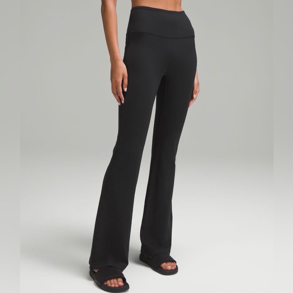 Lululemon Groove flared pants